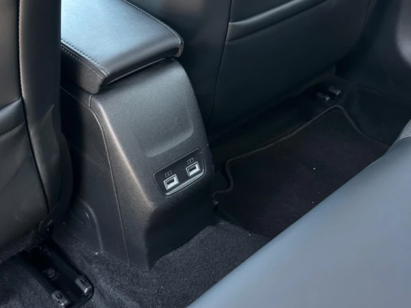 Peugeot e-208 20