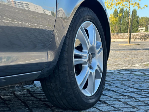 Opel Corsa Outro 21