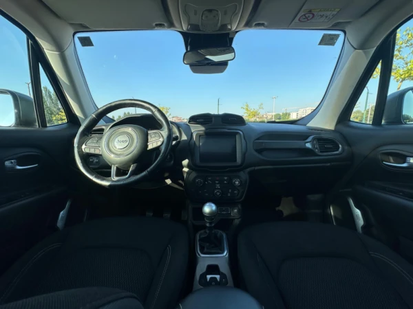 Jeep Renegade 1.0 T Limited 15