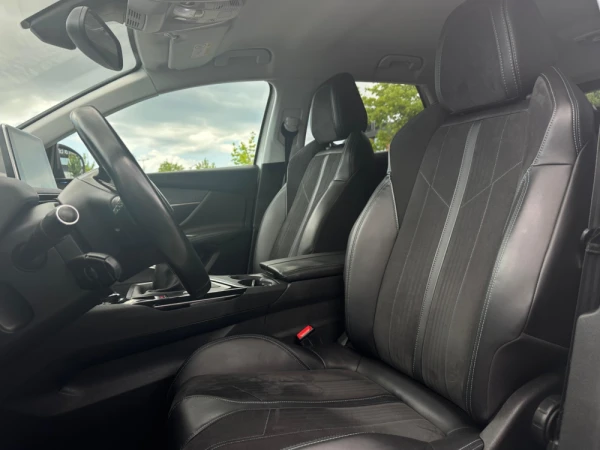 Peugeot 3008 1.2 PureTech Allure EAT6 14