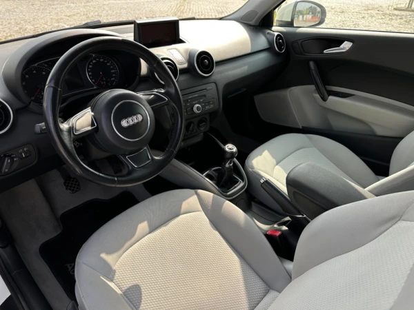 Audi A1 1.2 TFSI Advance 8