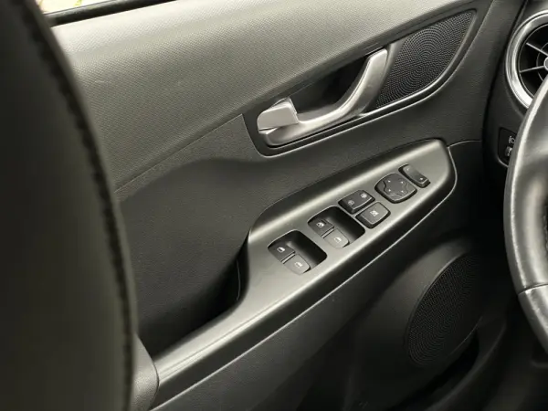 Hyundai Kauai EV 39 kWh Select 18