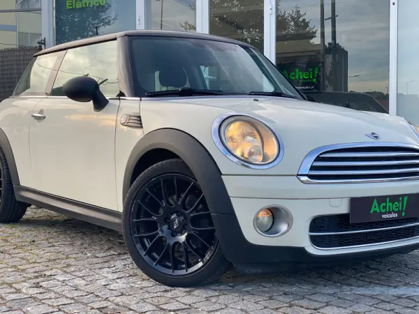 MINI 3 Portas ONE D 6