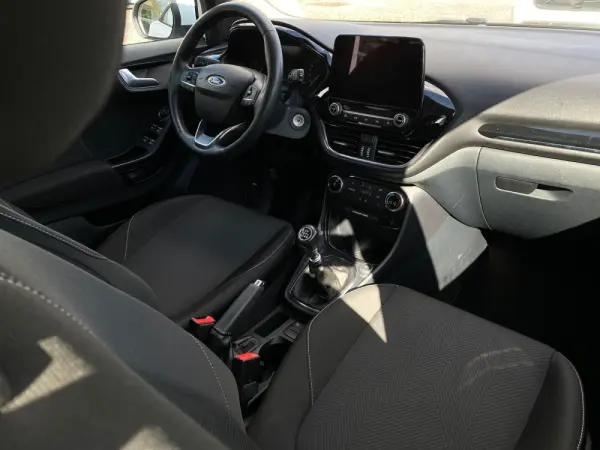 Ford Puma 1.0 EcoBoost COOL & CONNECT 9