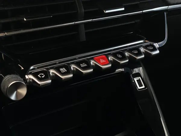 Peugeot 2008 1.2 PureTech Active 15