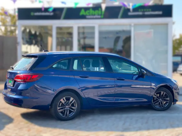 Opel Astra Sports Tourer SPORTS TOURER 2