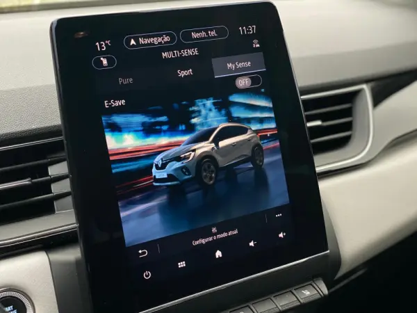 Renault Captur e-tech 11