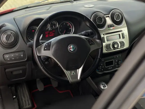 Alfa Romeo MiTo 1.6 JTDM Distinctive 11