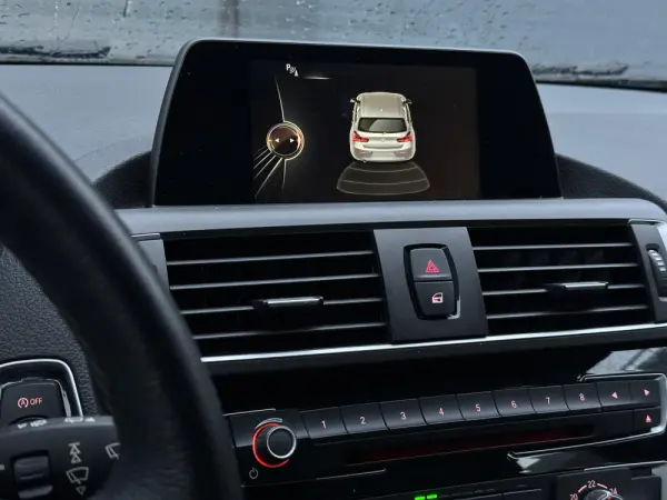 BMW 116 d Line Urban Auto 18