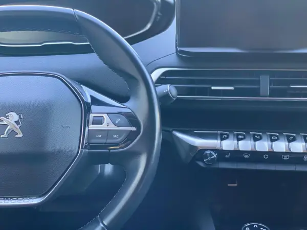 Peugeot 3008 1.2 PureTech 130 S&S Active Business 15