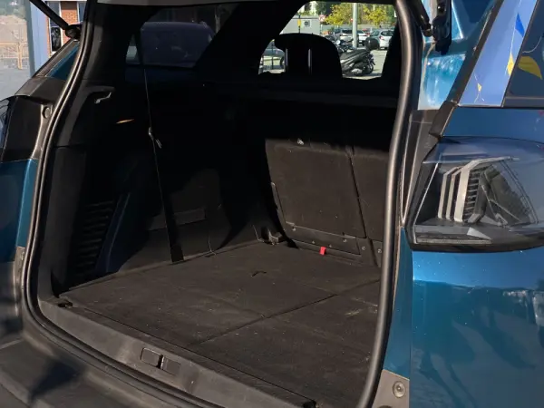 Peugeot 5008 Allure 7 Lugares 27
