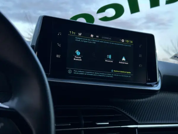 Peugeot e-208 Outro 16