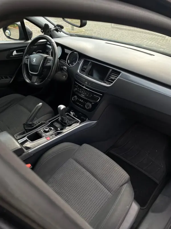 Peugeot 508 SW e-HDi FAP 115 EGS6 Active 6