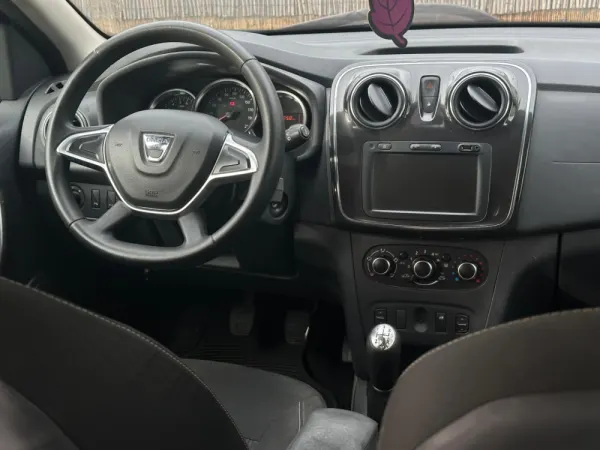 Dacia Sandero 0.9 TCe Comfort Bi-Fuel 15