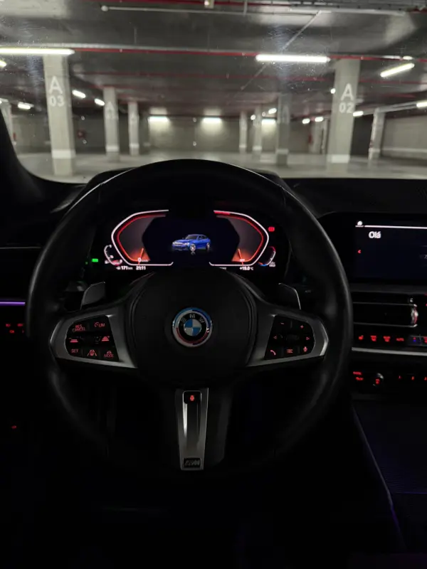 BMW 330 330i Pack M 7