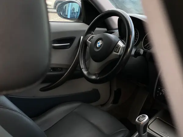 BMW 120 120d 8