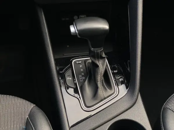 Kia Niro 1.6 GDi HEV Tech 15