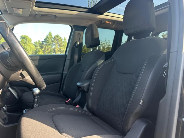 Jeep Renegade 1.0 T Limited 18