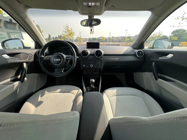 Audi A1 1.2 TFSI Advance 9