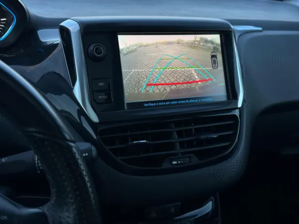 Peugeot 2008 1.2 PureTech Crossway EAT6 19