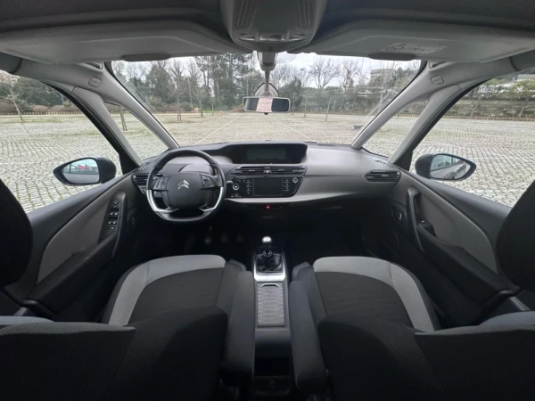 Citroën C4 Grand Picasso 1.6 11