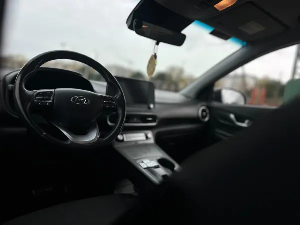 Hyundai Kauai Select 10