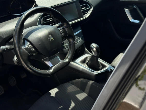 Peugeot 308 null 9