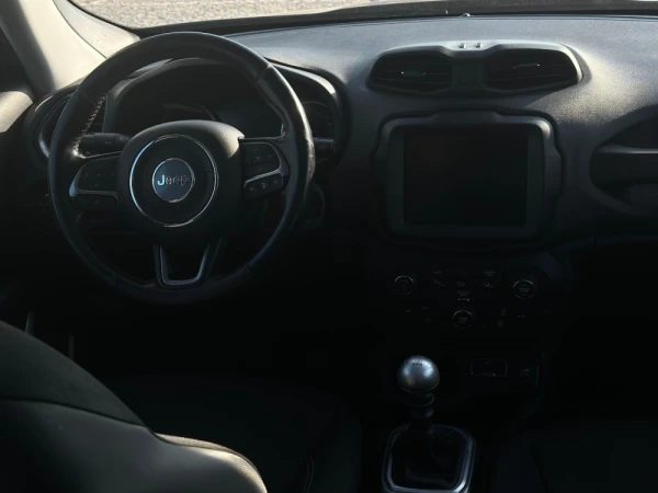 Jeep Renegade 1.0 T Limited 9