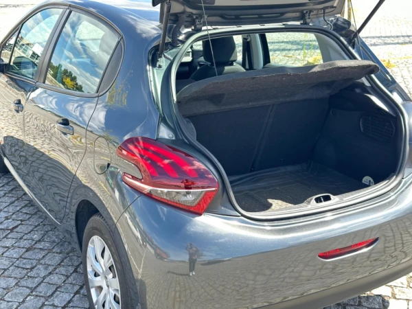 Peugeot 208 1.6 Blue-HDi Active 17