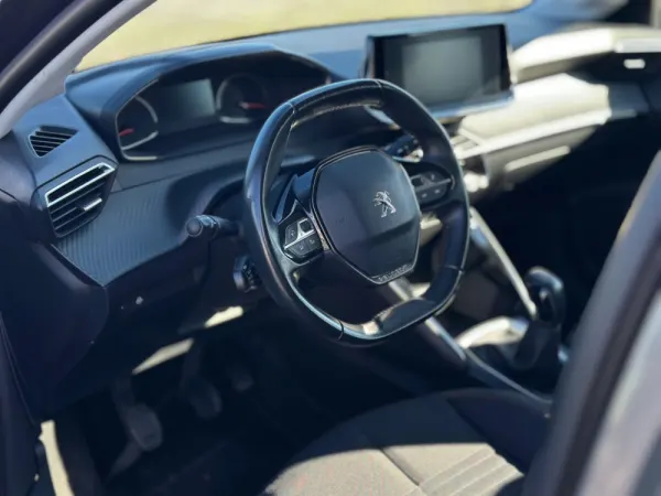 Peugeot 208 1.2 PureTech Active 9