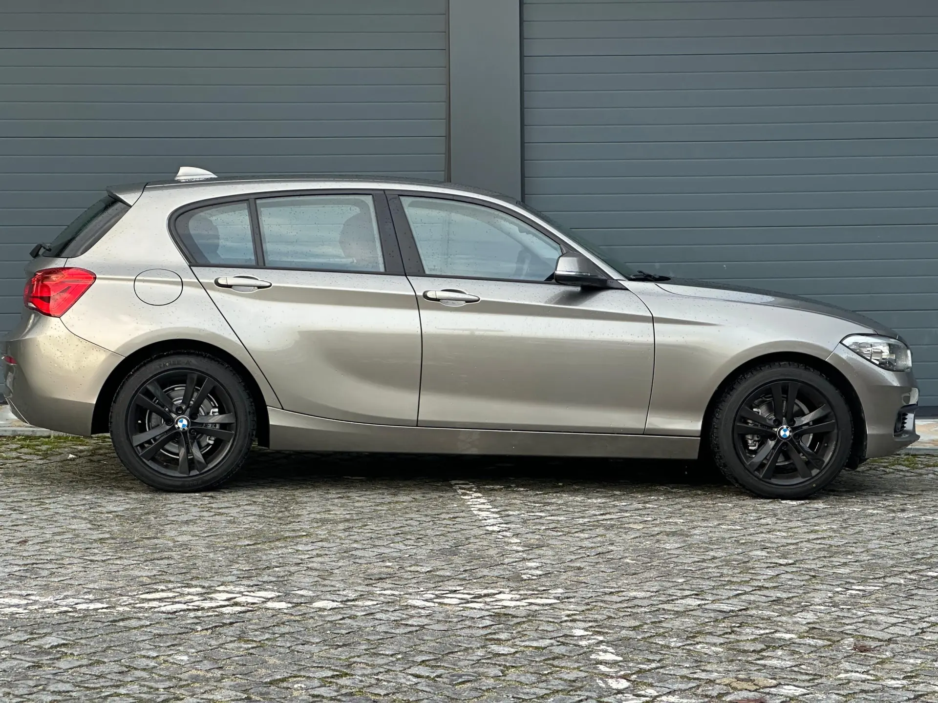 BMW 116 d Line Urban Auto 4