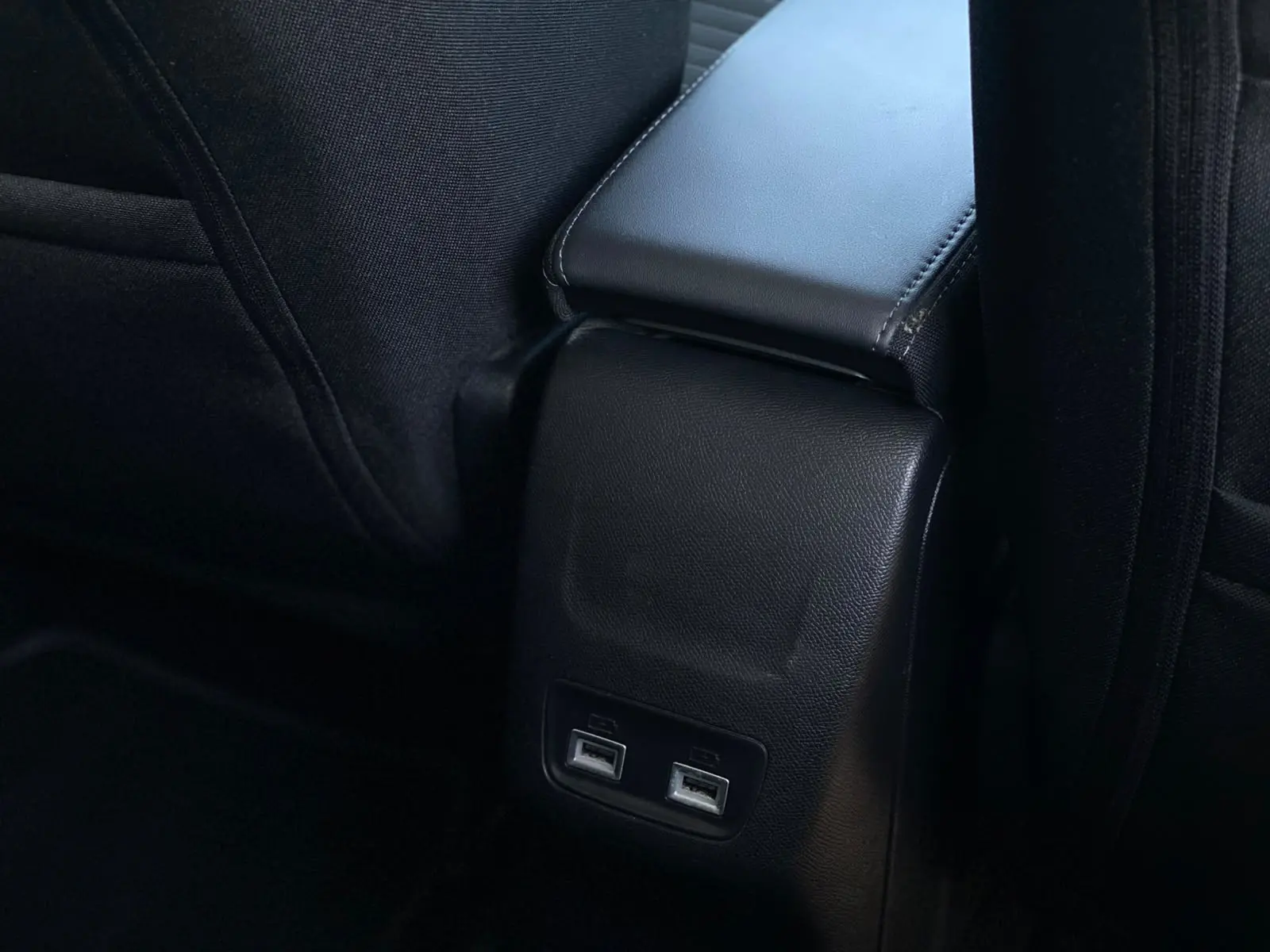 Peugeot e-208 Style 17