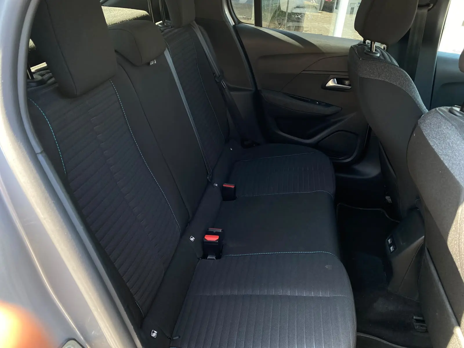 Peugeot e-208 Style 16