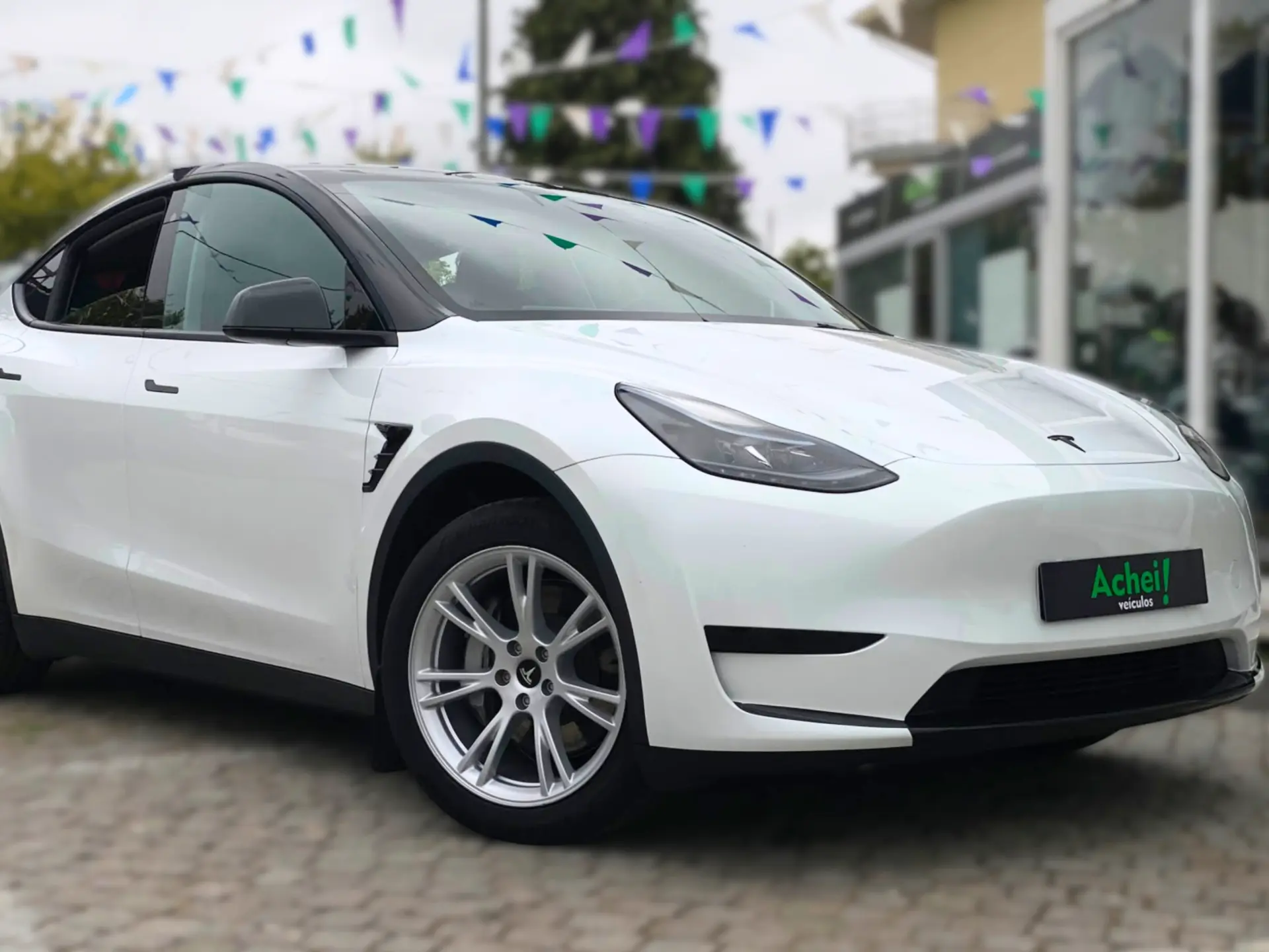 Tesla Model Y Standard 32