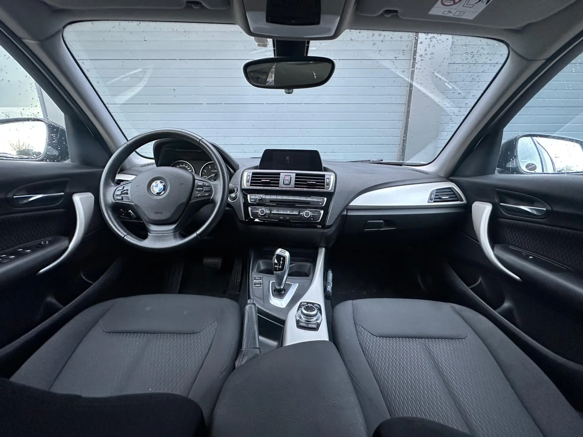 BMW 116 d Line Urban Auto 11