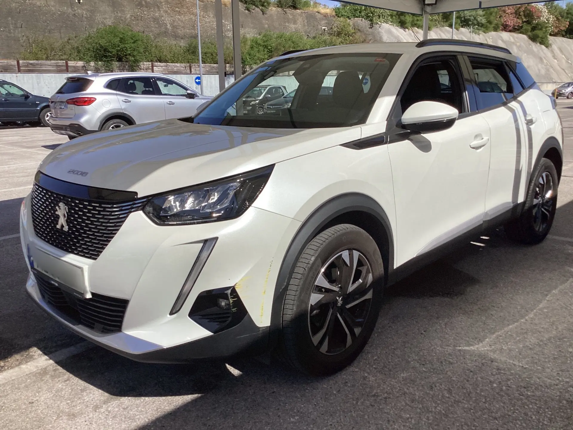 Peugeot 2008 1.2 PureTech Allure Pack EAT8 1