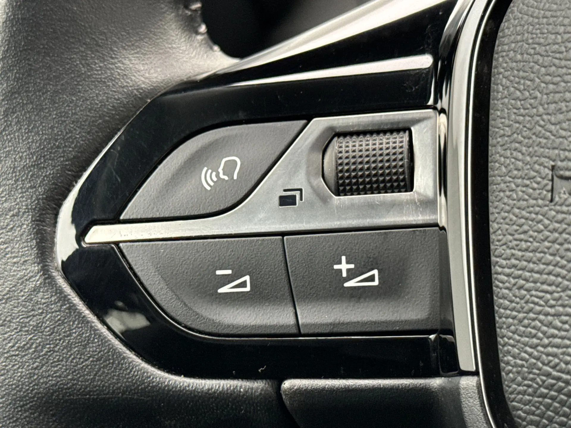 Peugeot 2008 1.2 PureTech Active 26