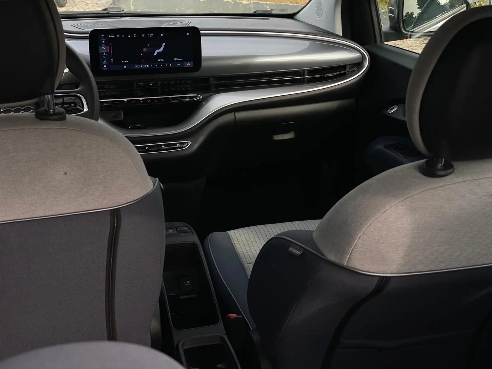 Fiat 500e 42 kWh Icon 17