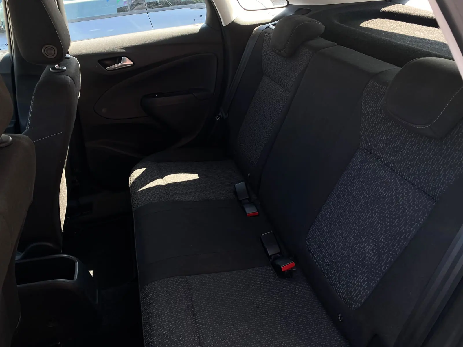 Opel Crossland X 1.2 Edition 13