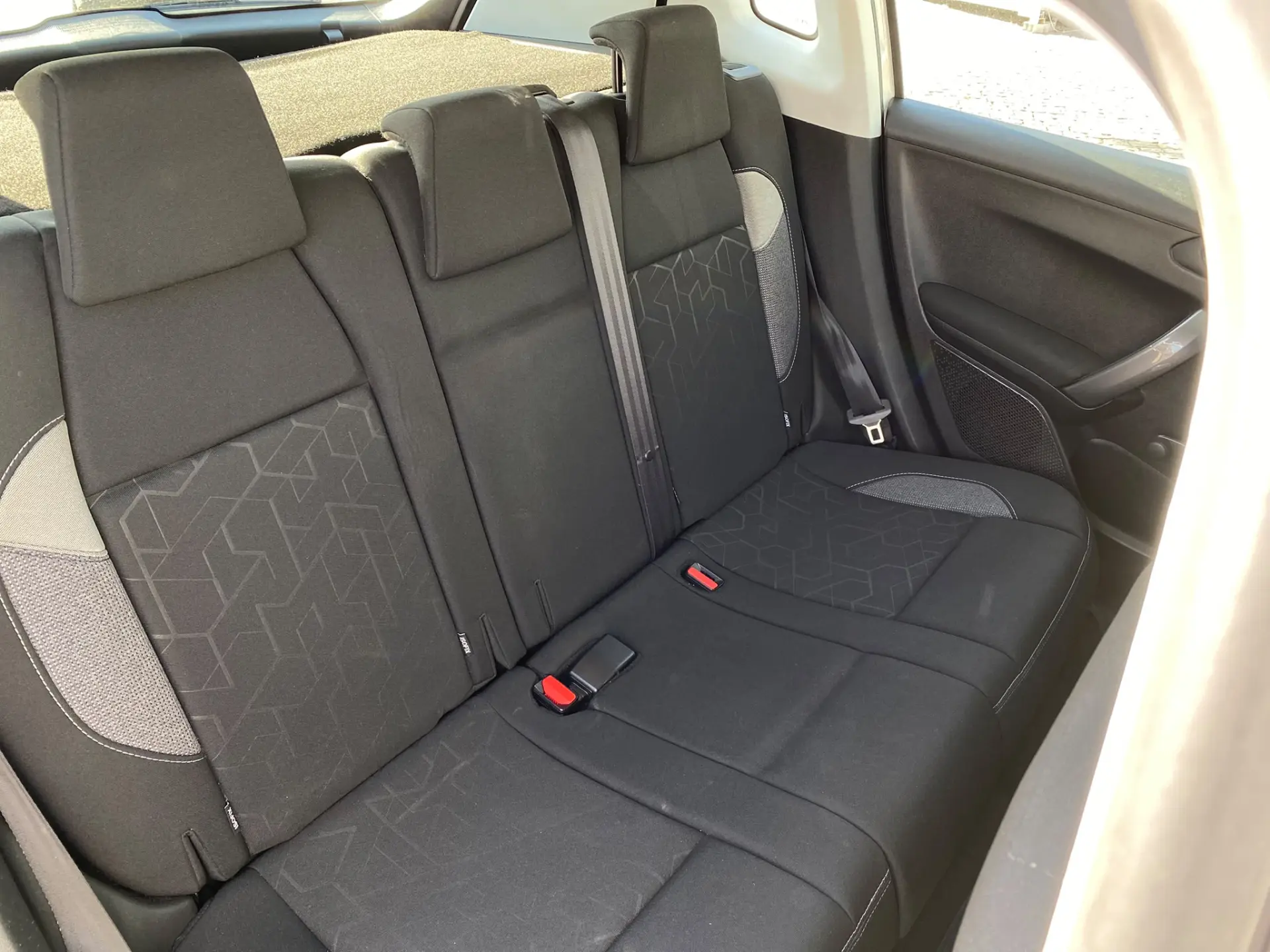 Peugeot 2008 1.5 BlueHDi Active 18