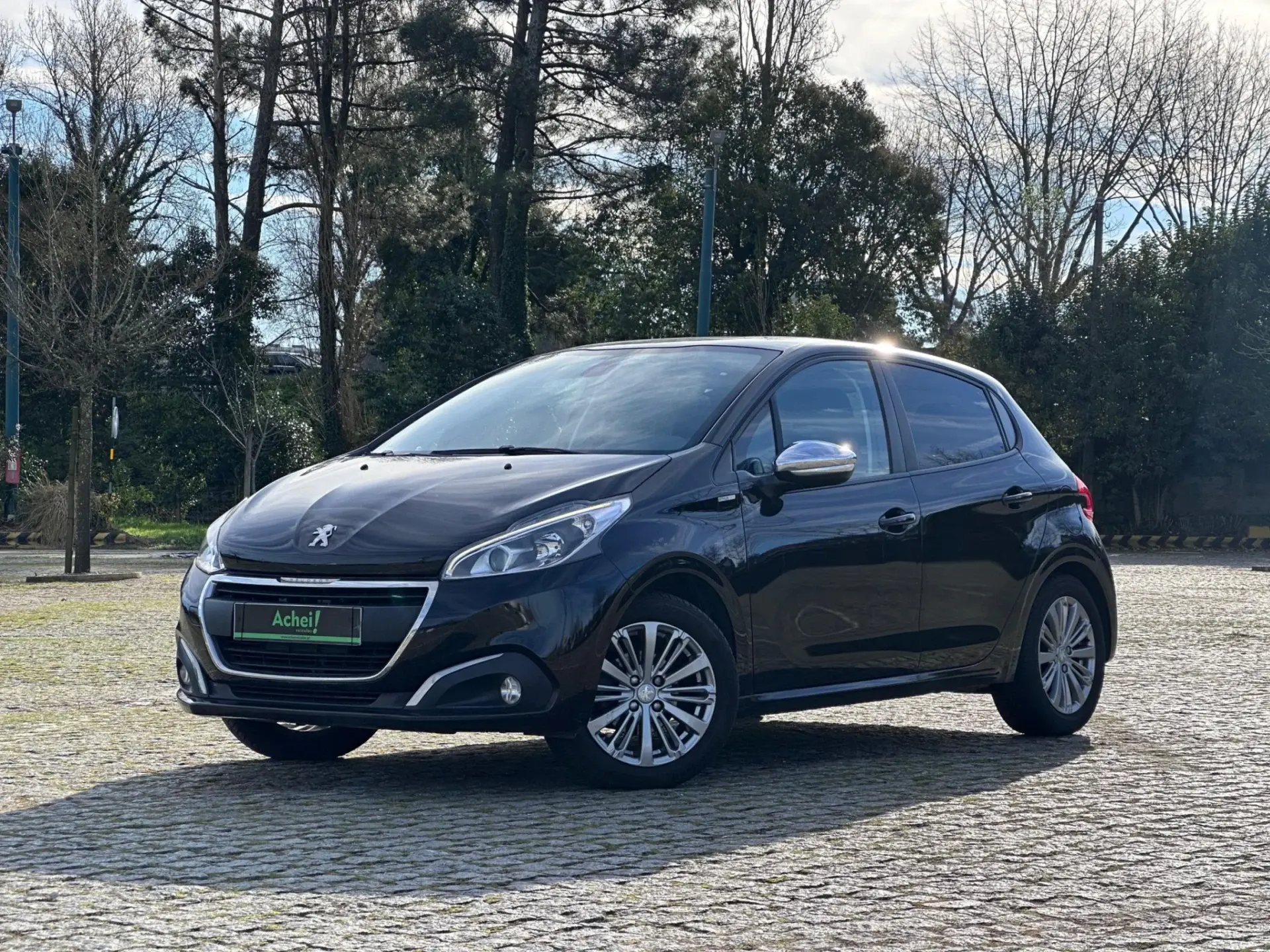 Peugeot 208 1