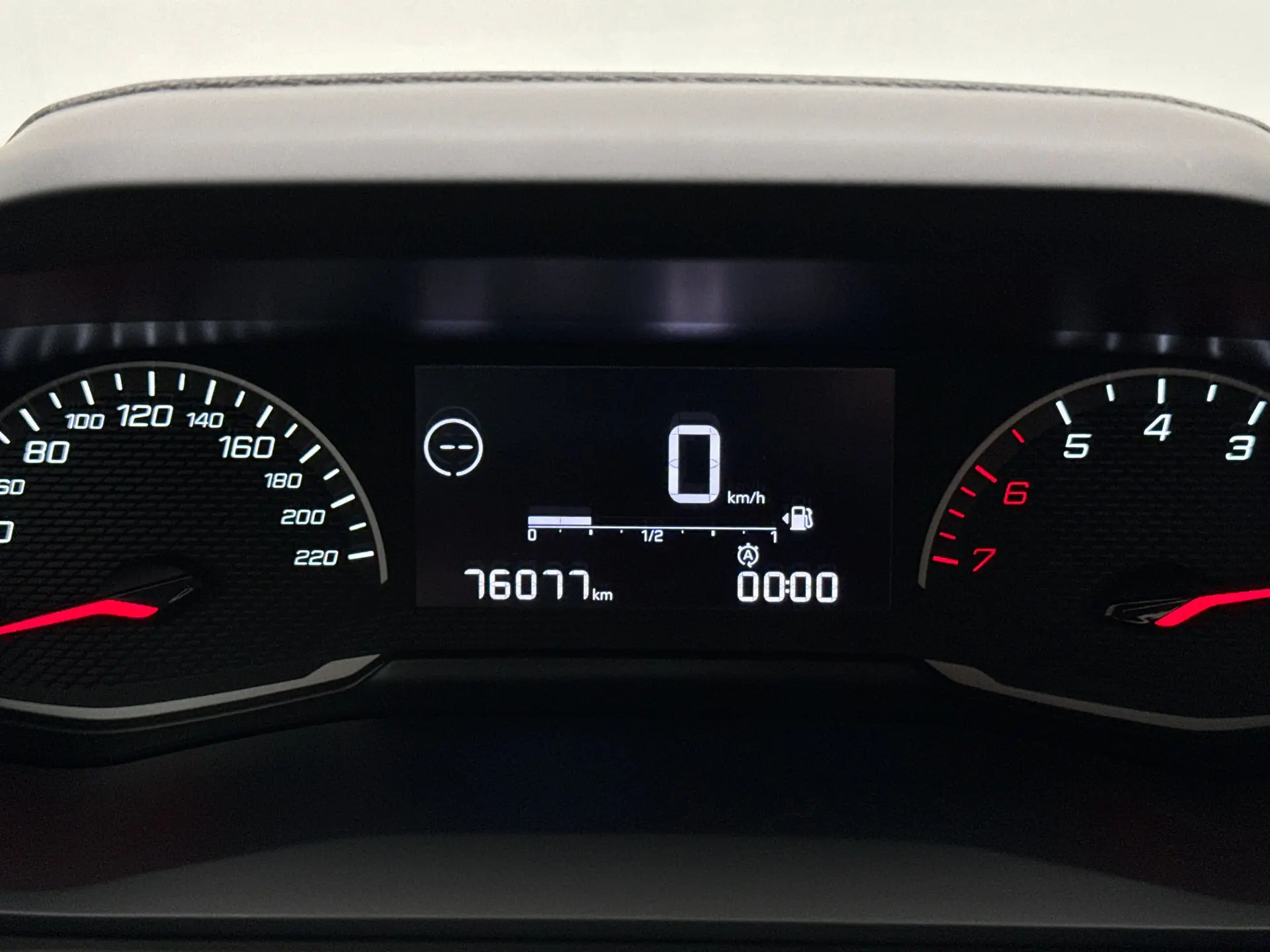 Peugeot 2008 1.2 PureTech Active 14