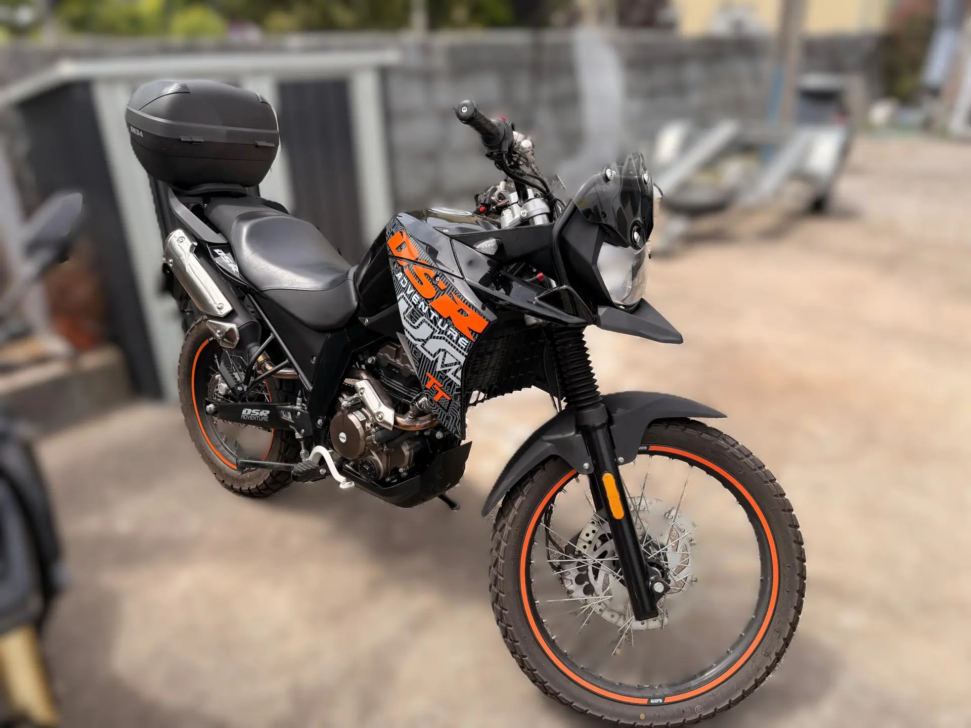 UM Dsr Adventure TT 125 2