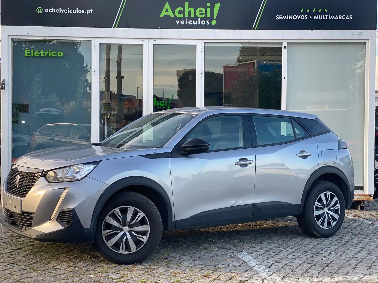 Peugeot 2008 1