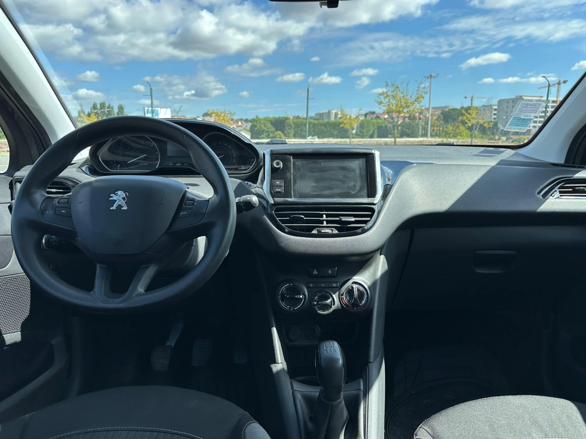 Peugeot 208 1.6 Blue-HDi Active 10