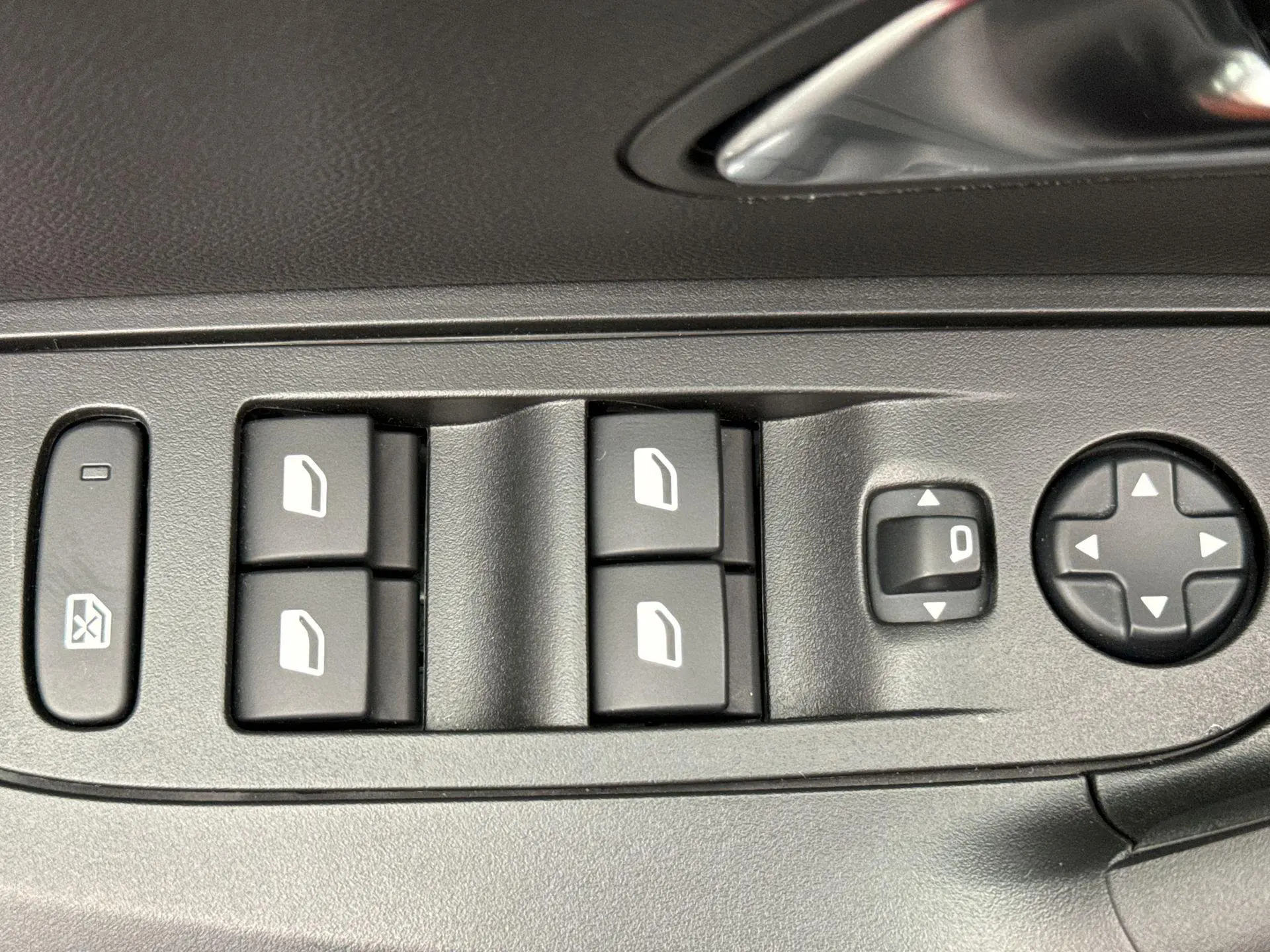 Peugeot 2008 1.2 PureTech Active 21