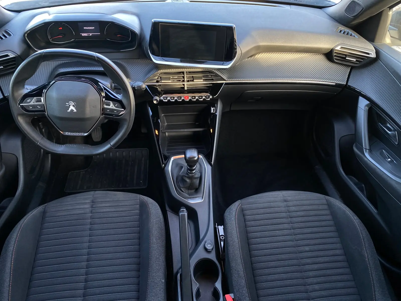 Peugeot 2008 3