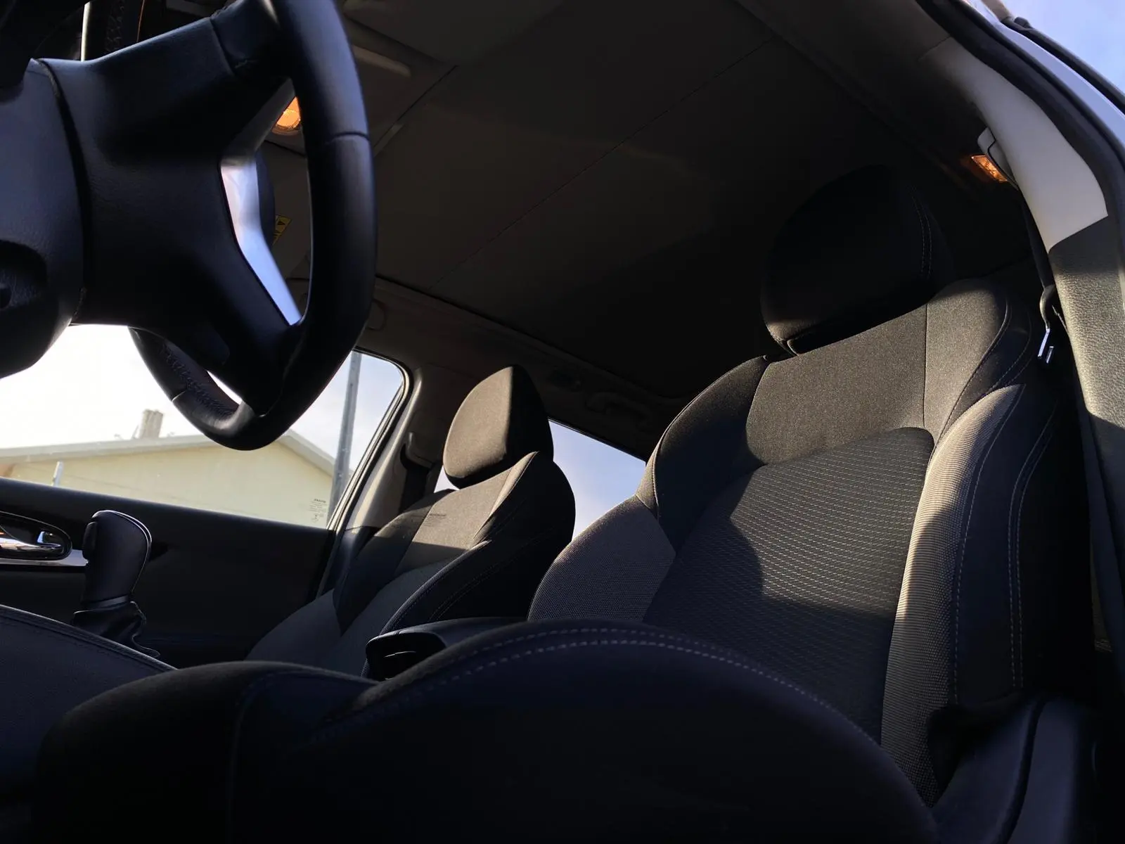 Nissan Qashqai 1.3 DIG-T Design Edition 32