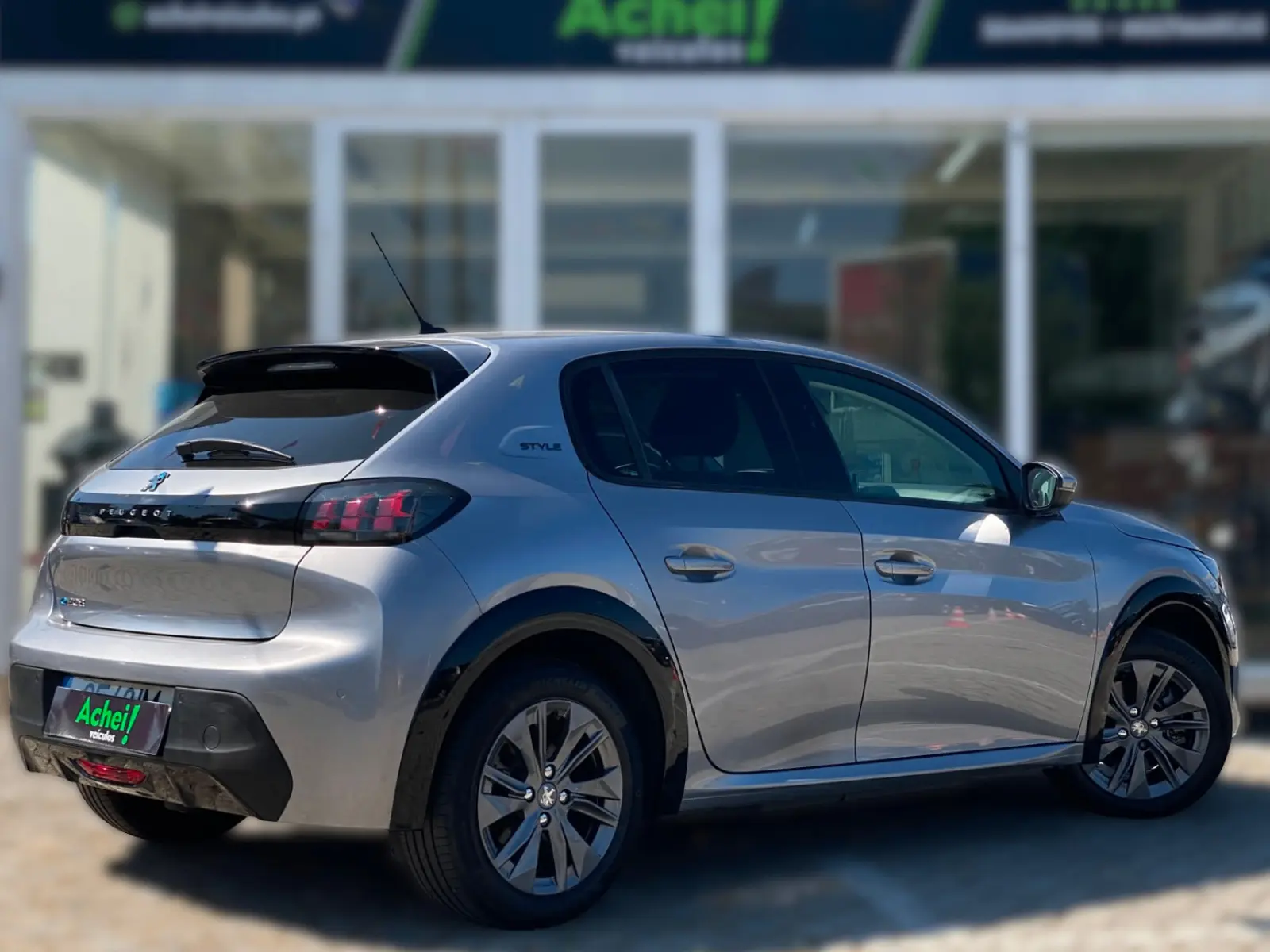 Peugeot e-208 Style 3