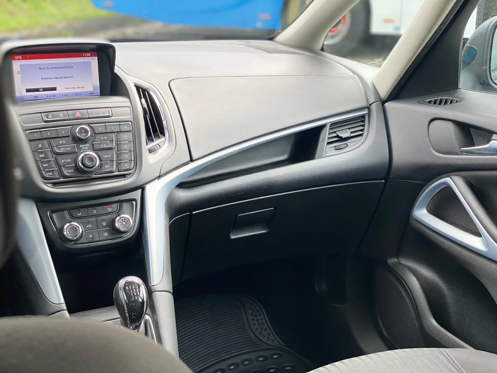 Opel Zafira Life Outro 7